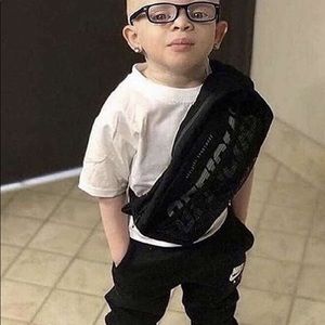 Meet your Posher, Ethan